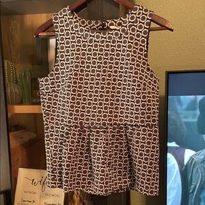 Ann Taylor Black and White Sleeveless Blouse